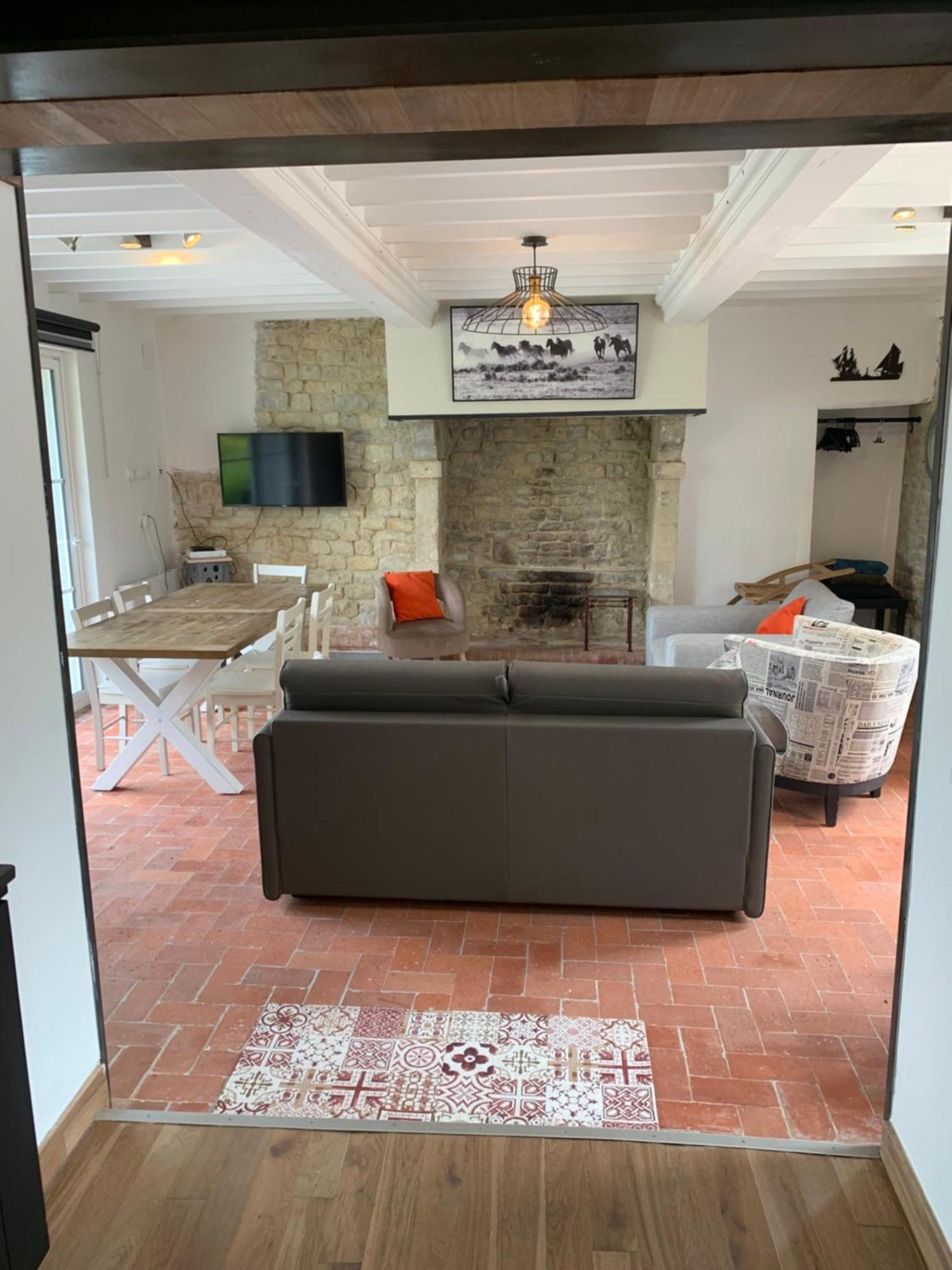 Comfortable House For 6 Guests In Saint-Come-Du-Mont Villa Екстериор снимка