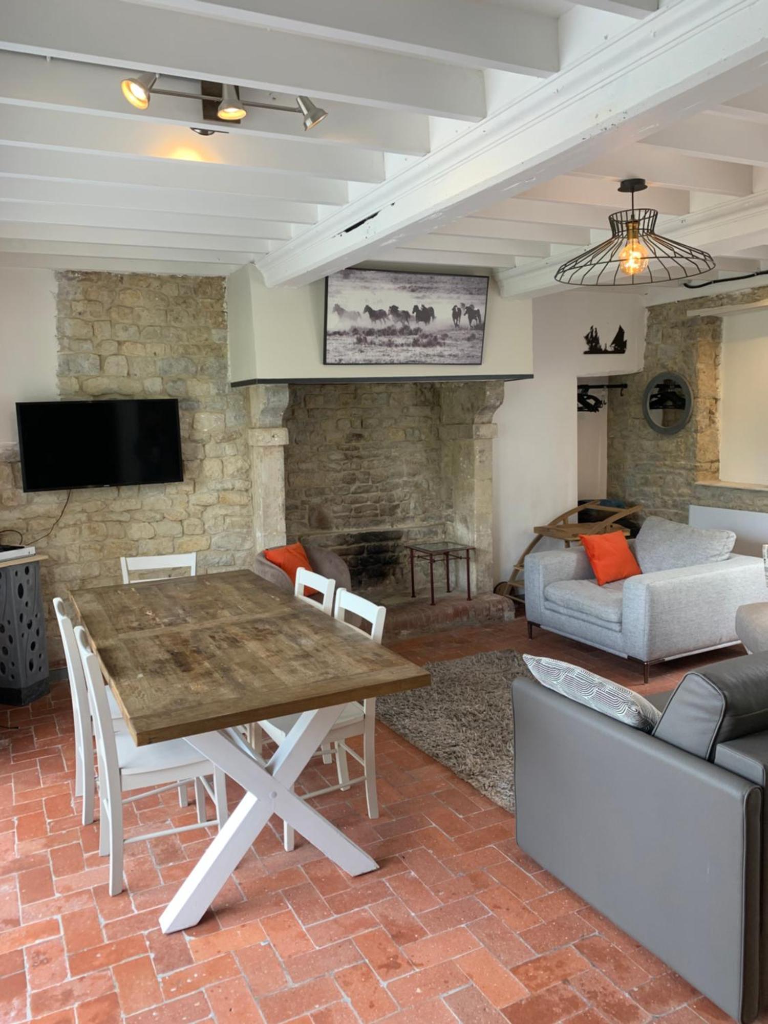 Comfortable House For 6 Guests In Saint-Come-Du-Mont Villa Екстериор снимка