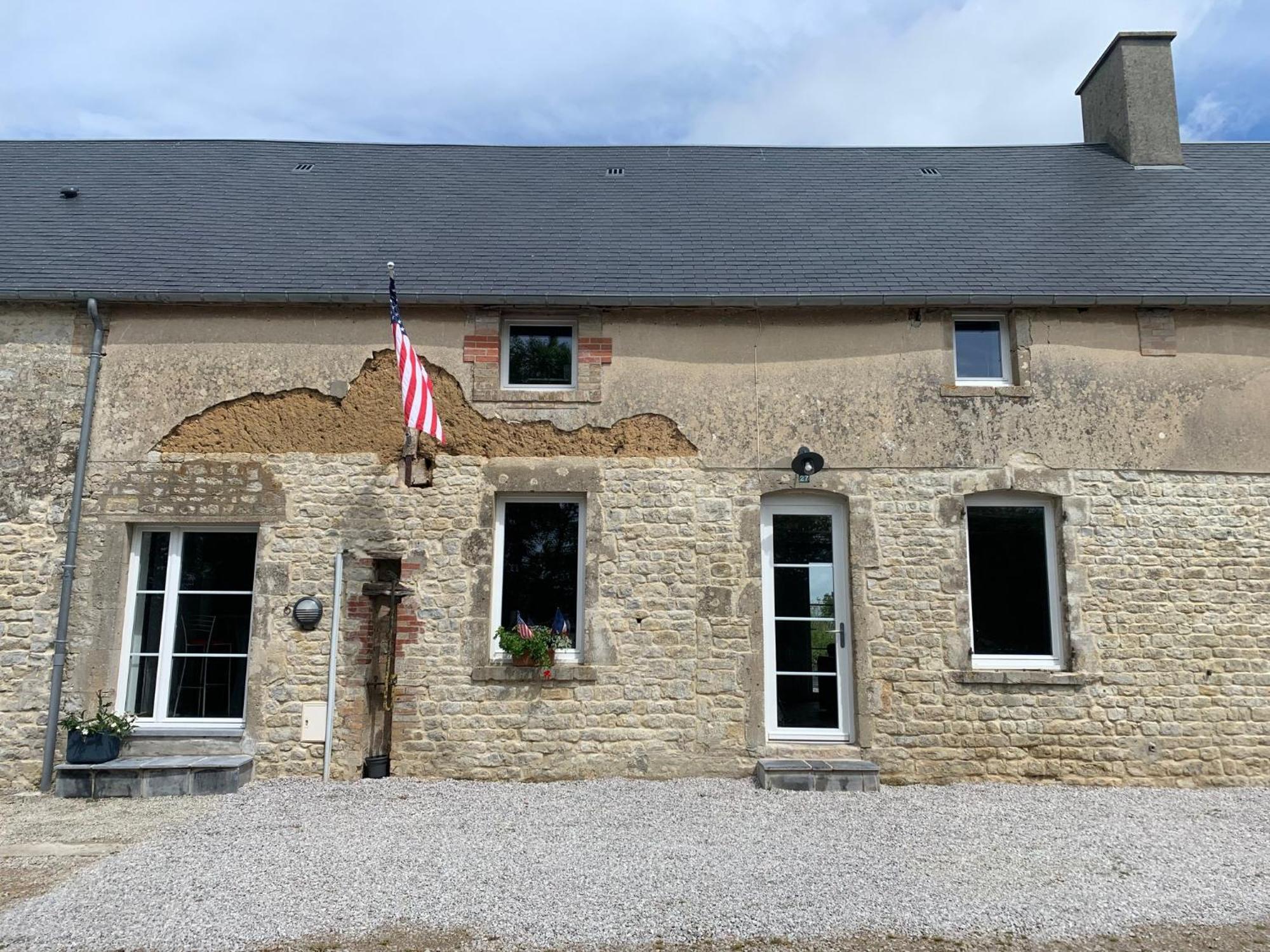 Comfortable House For 6 Guests In Saint-Come-Du-Mont Villa Екстериор снимка